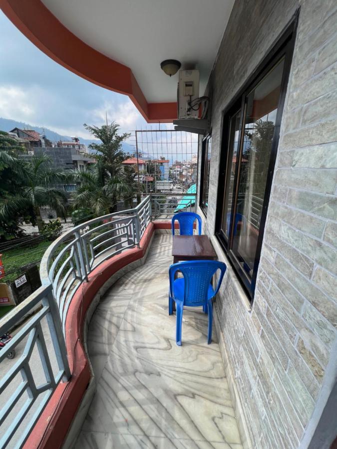 Hotel Donosti Pokhara Exterior foto